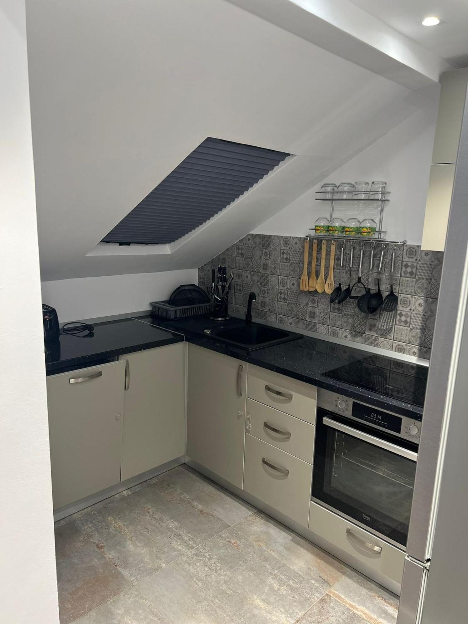Apartament Mansarda Venus Râmnicu Vâlcea Екстериор снимка